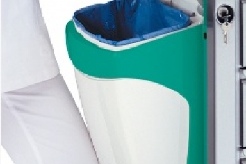 Plastikowy kosz otwierany kolanem